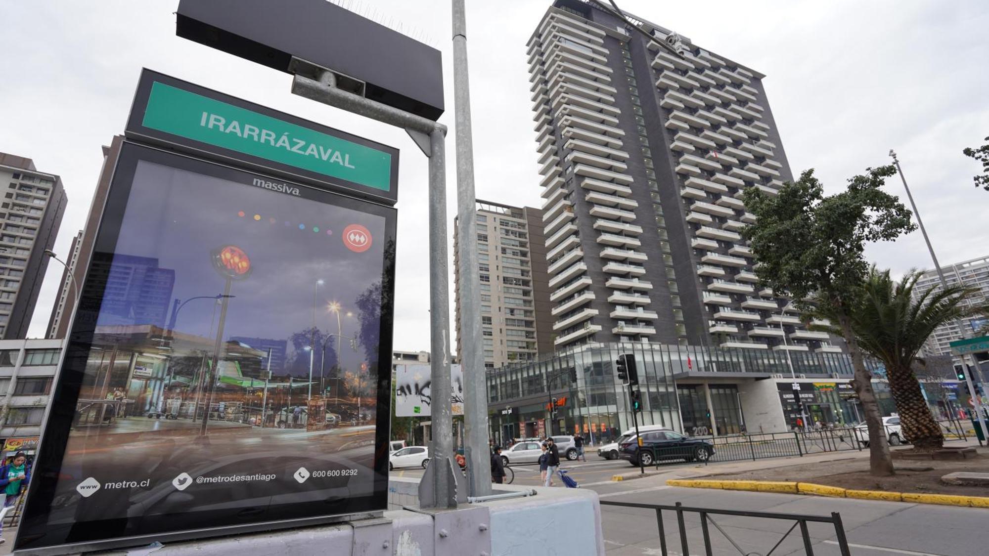 Depto Frente Al Metro Irarrazaval Santiago de Chile